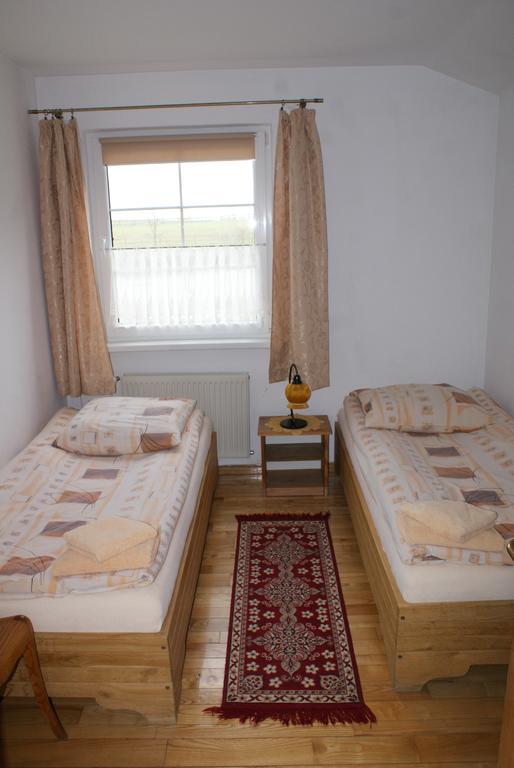Palac Wojciechy Exteriör bild